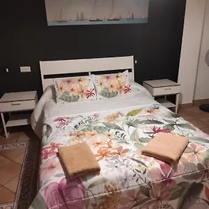 Ka Sánchez Vecindario Apartamento